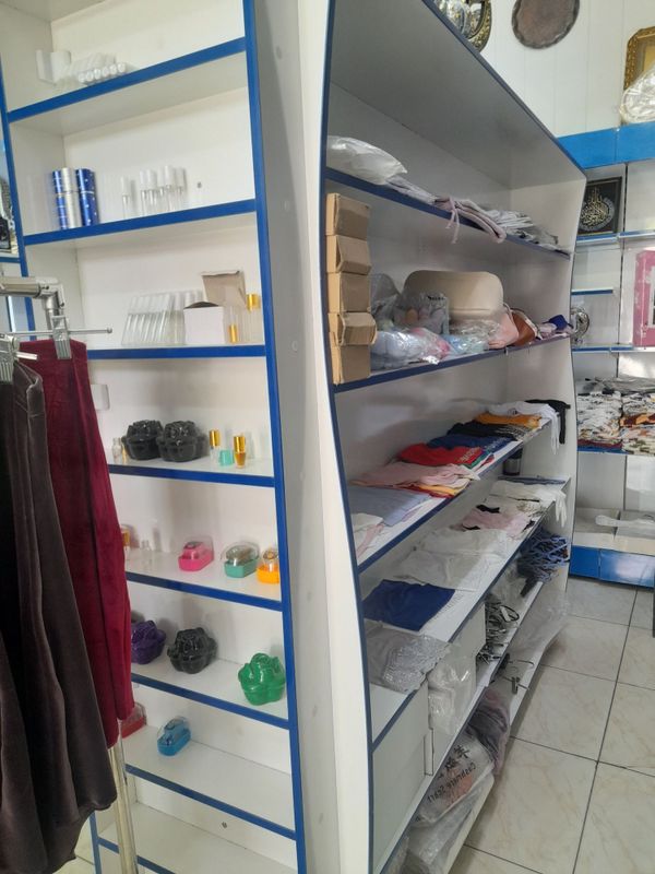 Продаётся полка новая