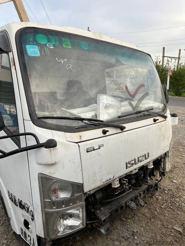 ISUZU ZAPCHAST. Salarka Sng chap o’ng kabinalar.
