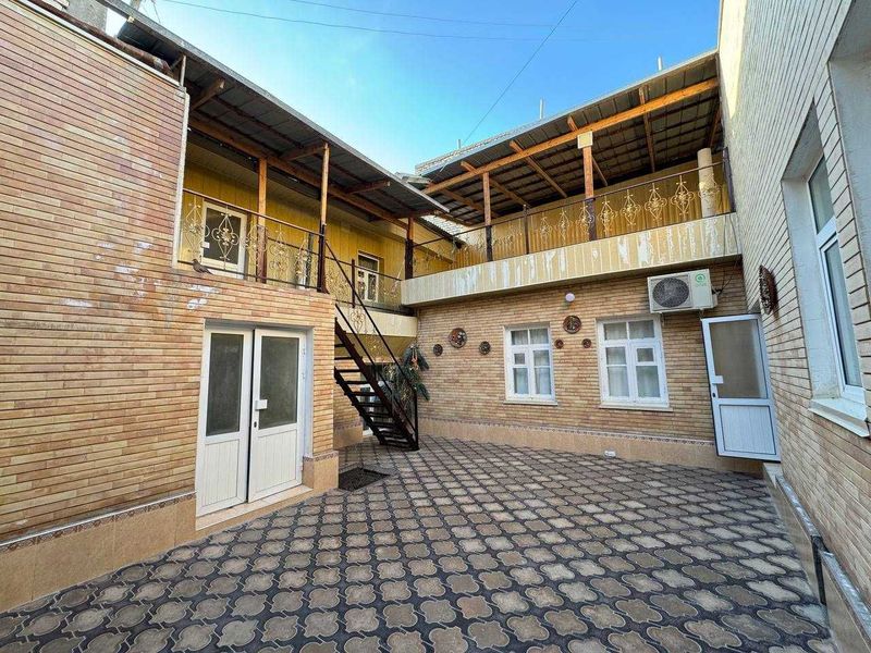 Tayyor 2 sotixli 2 qavatli hovli sotiladi. Tayyor 2 sotixli 2 qavatli hovli sotiladi.