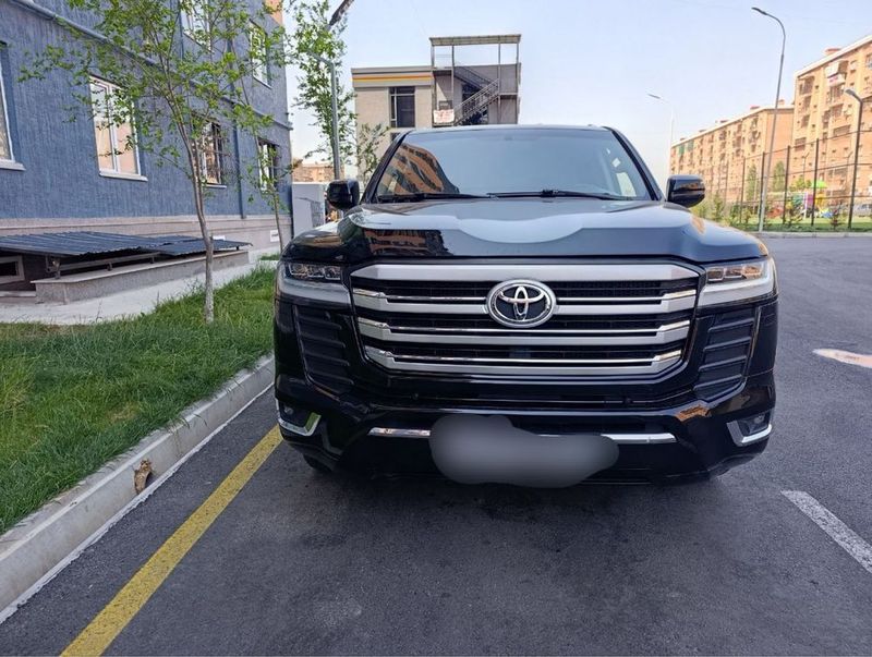 Toyota Land Cruser
