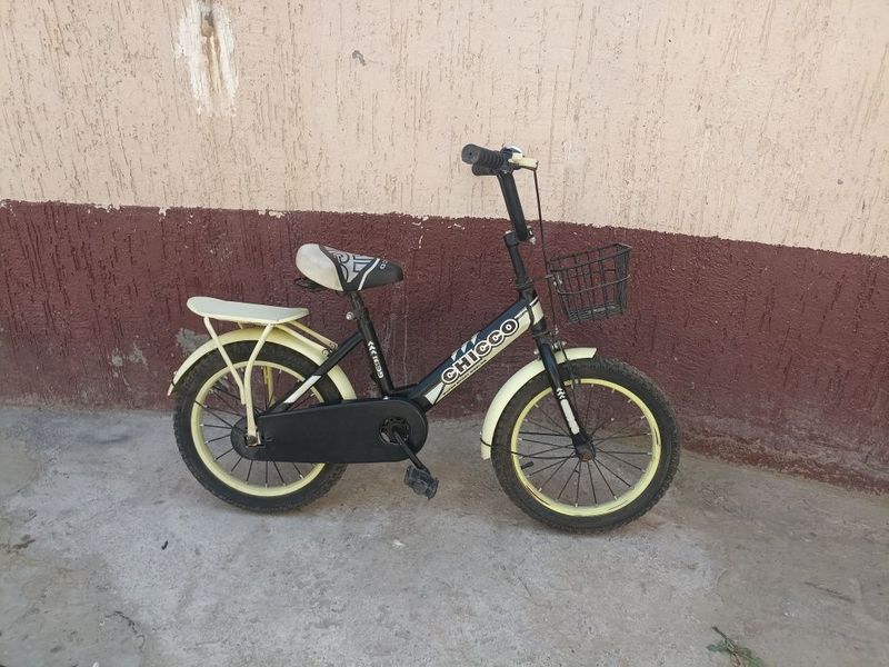 Velosiped 16 yaxshi xolatda Velosiped 16 yaxshi xolatda