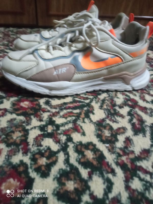 nike krasovkasi