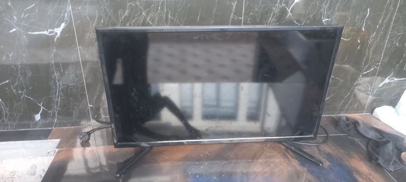Televizor sotiladi ARTEL Televizor sotiladi ARTEL
