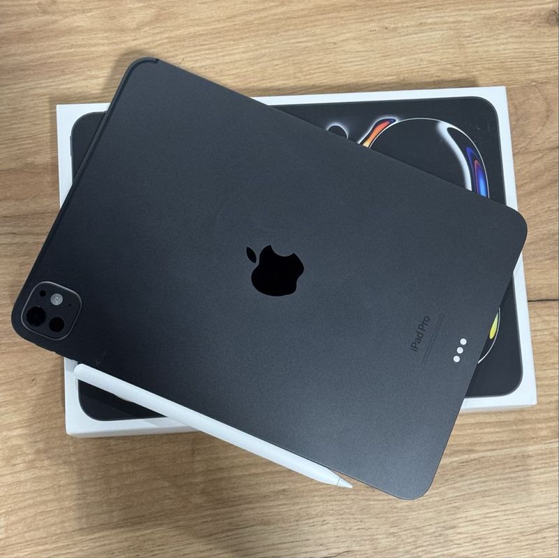 Ipad Pro 11” (M4) 512GB WiFi + Magickeyboard+Pencil Pro Ipad Pro 11” (M4) 512GB WiFi + Magickeyboard+Pencil Pro