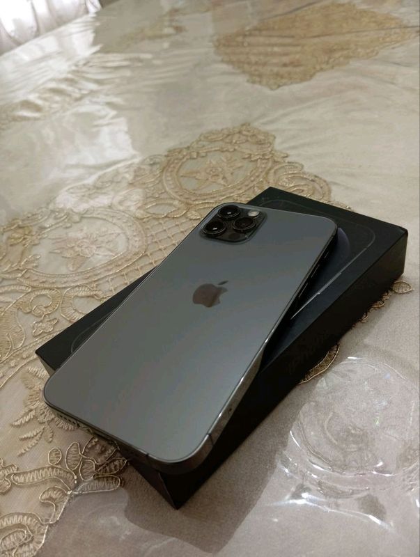 Iphone 12pro LLA holati ideal Iphone 12pro LLA holati ideal