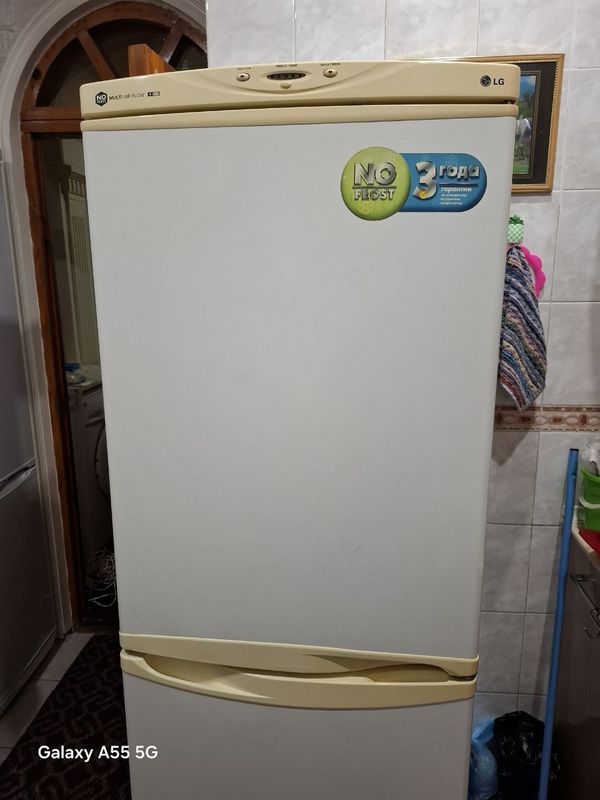Продам холодильник LG