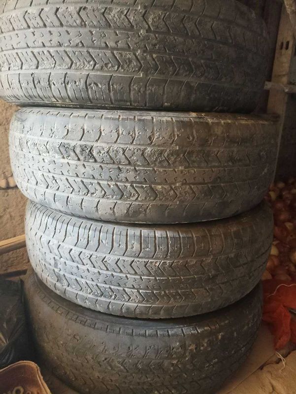 Charmxo 205/70R14 balon sotiladi