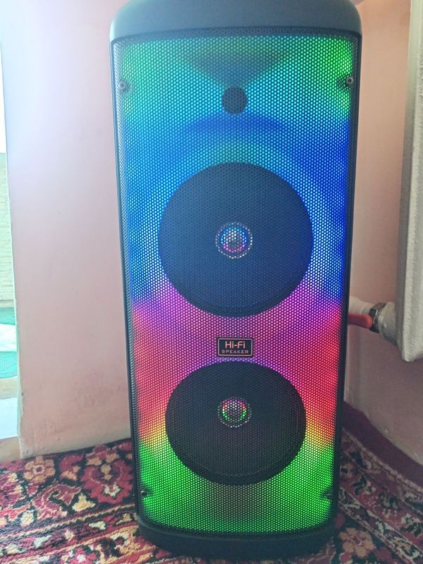 HI-FI outdoor mobile speaker HI-FI outdoor mobile speaker