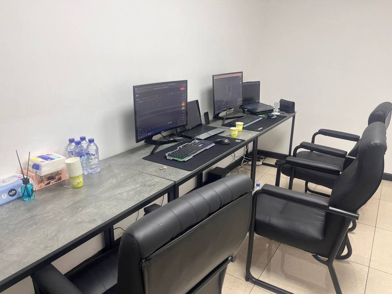 Ofis stol va kreslo Ofis stol va kreslo