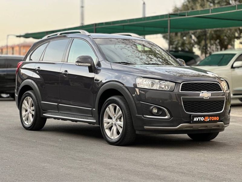 Продаётся Chevrolet Captiva 3 Год 2013 3L
