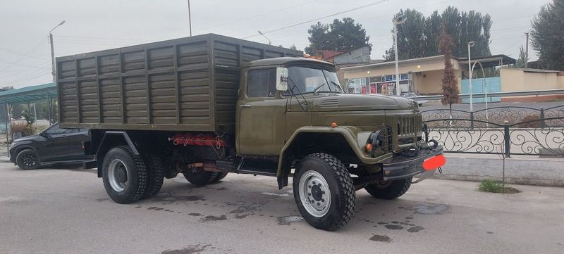 Zil 131 sotiladi 1991