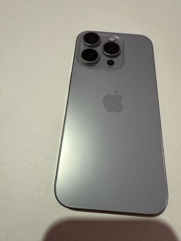 Iphone 15 pro 256 gb honkok Iphone 15 pro 256 gb honkok