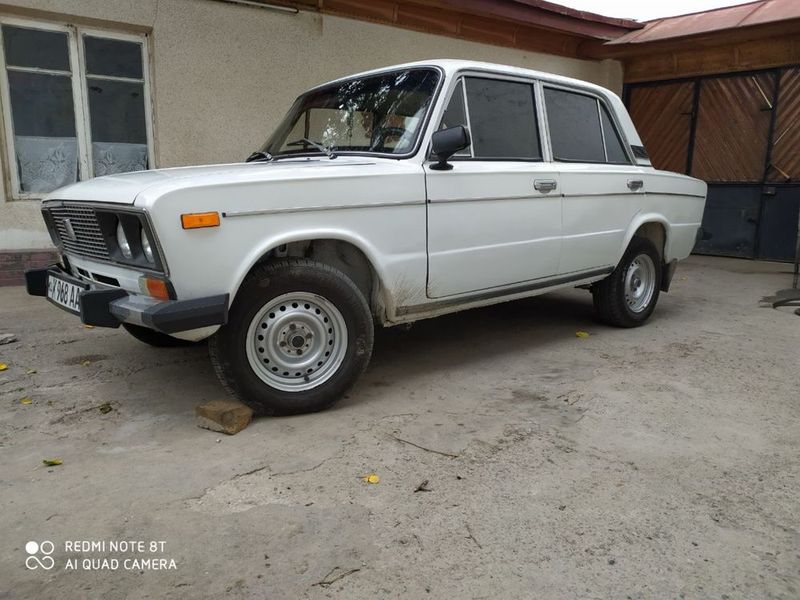 Vaz 2106 sotiladi