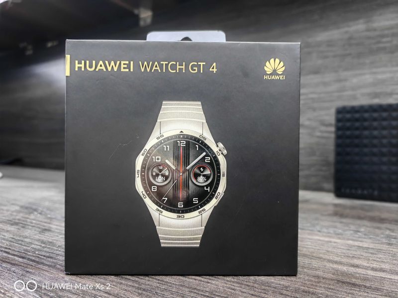 Huawei GT Watch 4 Titanium в идеальном состоянии полный комплект!