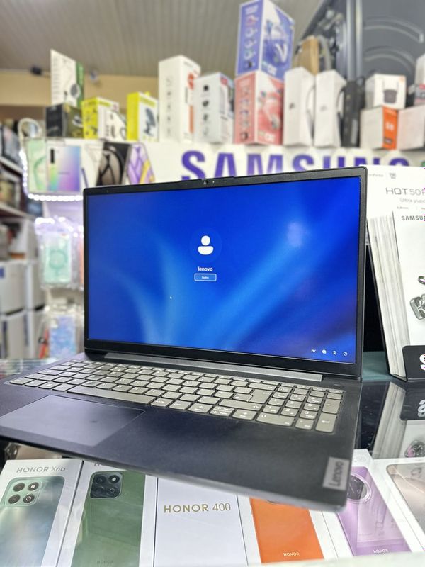 LENOVO Core i3 4/256GB karobka dakument bor !