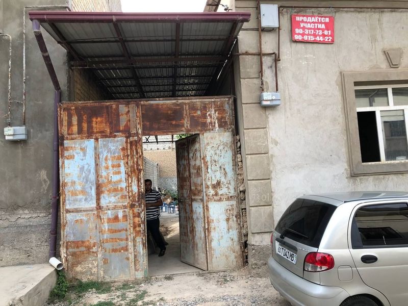Uchaska sotiladi qahramon raysentirda 5sotix Uchaska sotiladi qahramon raysentirda 5sotix