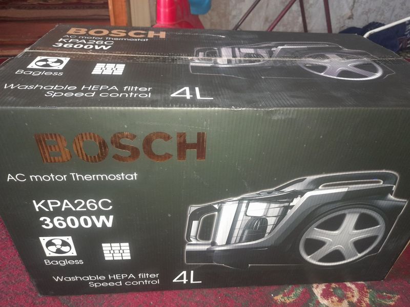 Bosch parda VA gilam yuvadigan pelesos 3600W AC motor thermostat yangi Bosch parda VA gilam yuvadigan pelesos 3600W AC motor thermostat yangi