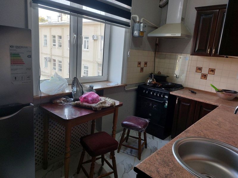 Sheriklikka 2 ta bola olinadi. Manzil Alisher Navoiy metro Sheriklikka 2 ta bola olinadi. Manzil Alisher Navoiy metro