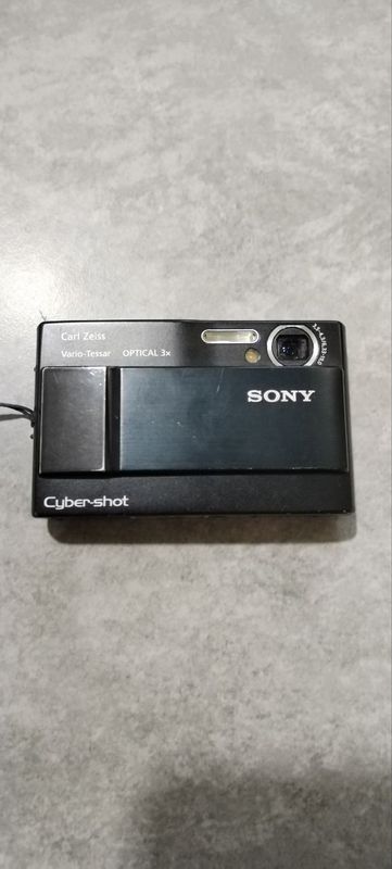 Продам срочно! Фотоаппарат Sony Cyber-shot DSC-T10 Продам срочно! Фотоаппарат Sony Cyber-shot DSC-T10