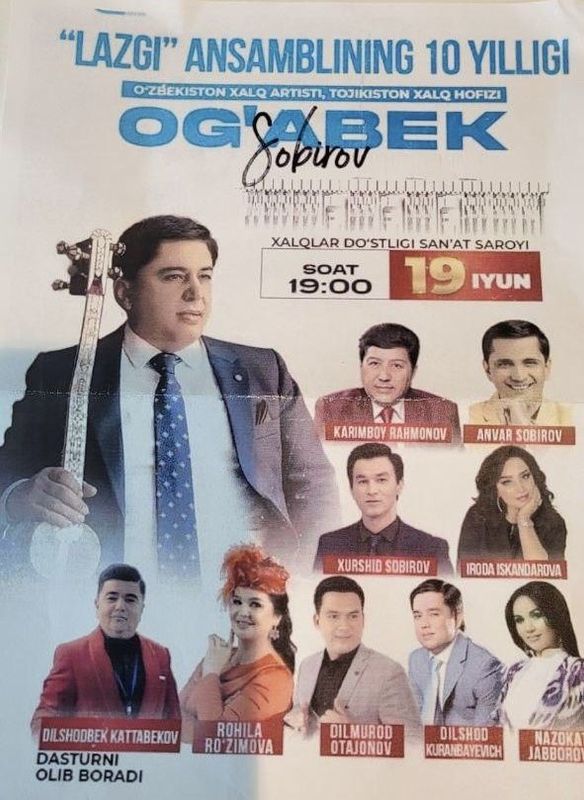 Lazgi Ansamblining 10 yilligiga 2 ta bilet bor Lazgi Ansamblining 10 yilligiga 2 ta bilet bor