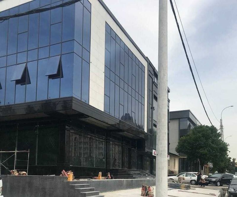 Здание Бадамзар 3-этажа+подвал 1000 м² фасад сделан внутри чистовая