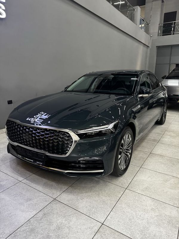 KIA K9 Prestige KIA K9 Prestige