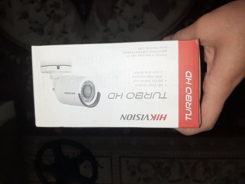 Камеры HIKVISION 4 штук в хорошем состоянии COLOR CAMERA Model: DS-