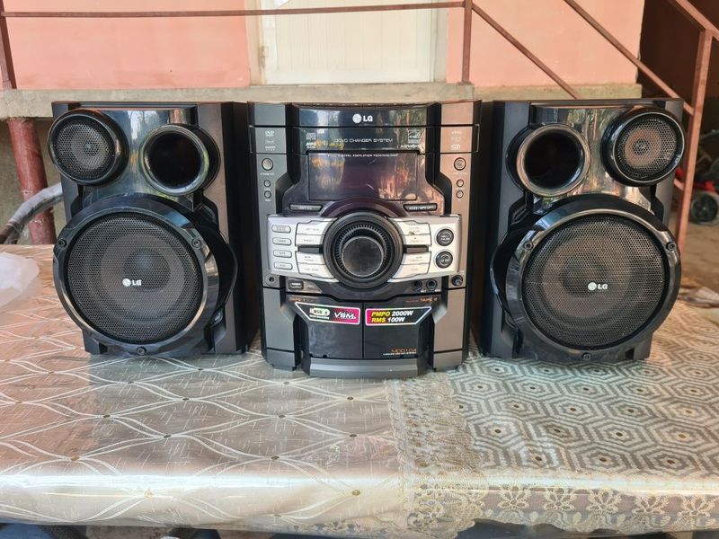 Muzikalniy sentir LG Muzikalniy sentir LG