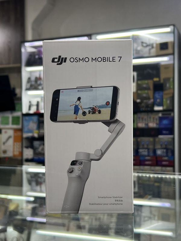 DJI Osmo Mobile 7