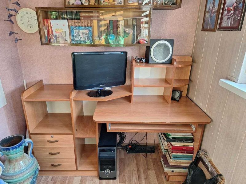 компьютерный стол компьютерный стол