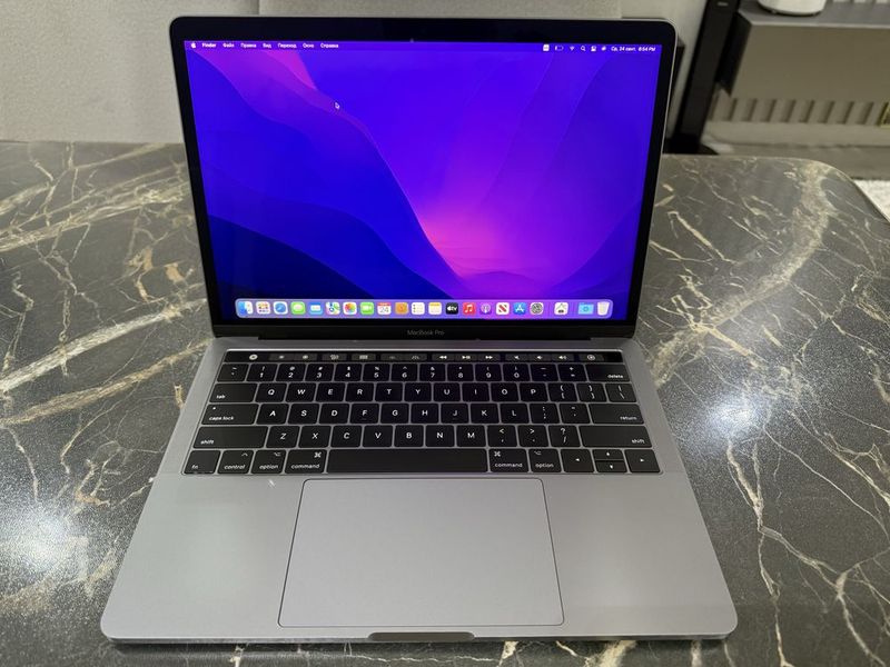 MacBook Pro TouchBar. Core i5/ 16GB/ 256GB SSD/ Retina