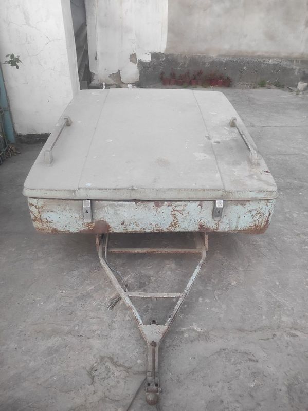 Pritsep sotiladi Pritsep sotiladi