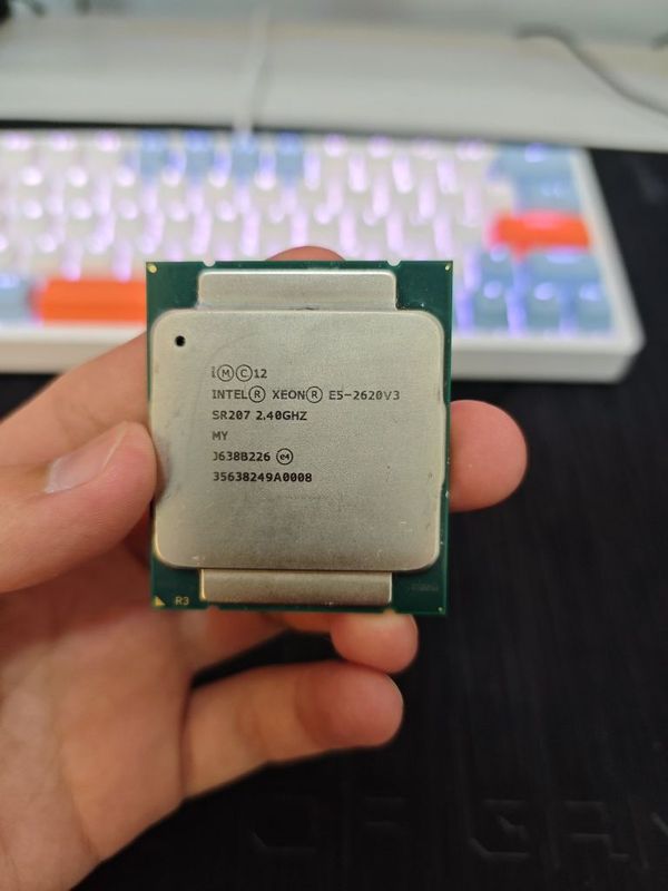 Процессор intel Xeon E5-2620v3 Процессор intel Xeon E5-2620v3
