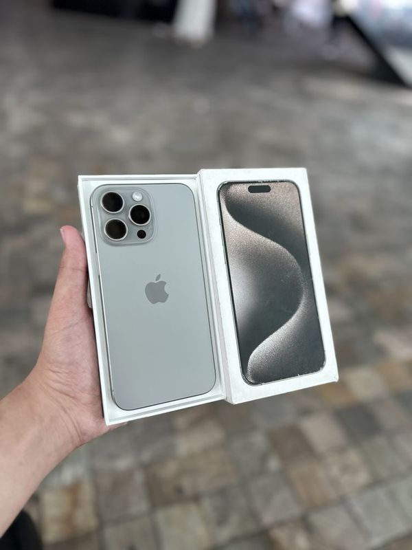 Iphone 15 pro max 94% Iphone 15 pro max 94%