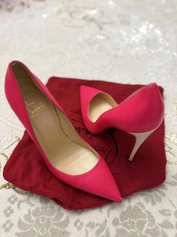 Оригинальные каблуки от Louboutin Оригинальные каблуки от Louboutin