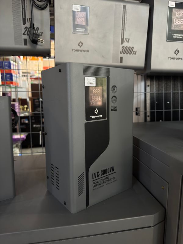 Stabilizator TDNPOWER LVC-3000VA Stabilizator TDNPOWER LVC-3000VA