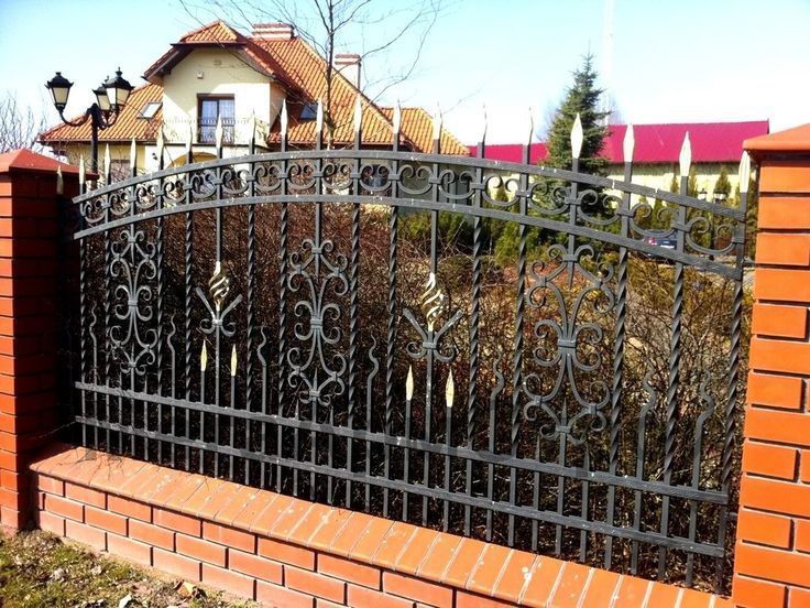 Решётки на окна заборы искованного металла