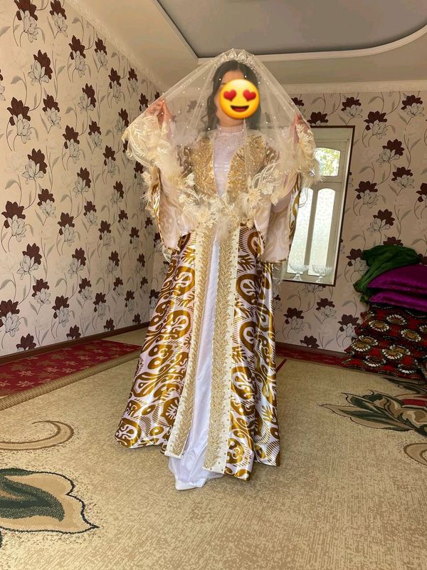 koynelarimi faqat toyimda kiyganman yangi hamasi koynelarimi faqat toyimda kiyganman yangi hamasi