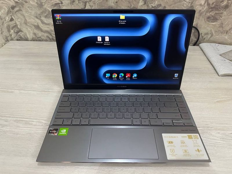 Asus zenbook 14