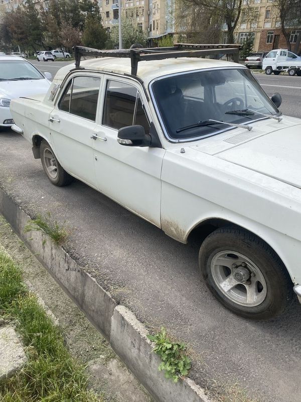 Volga srochna sotiladi 1400 $