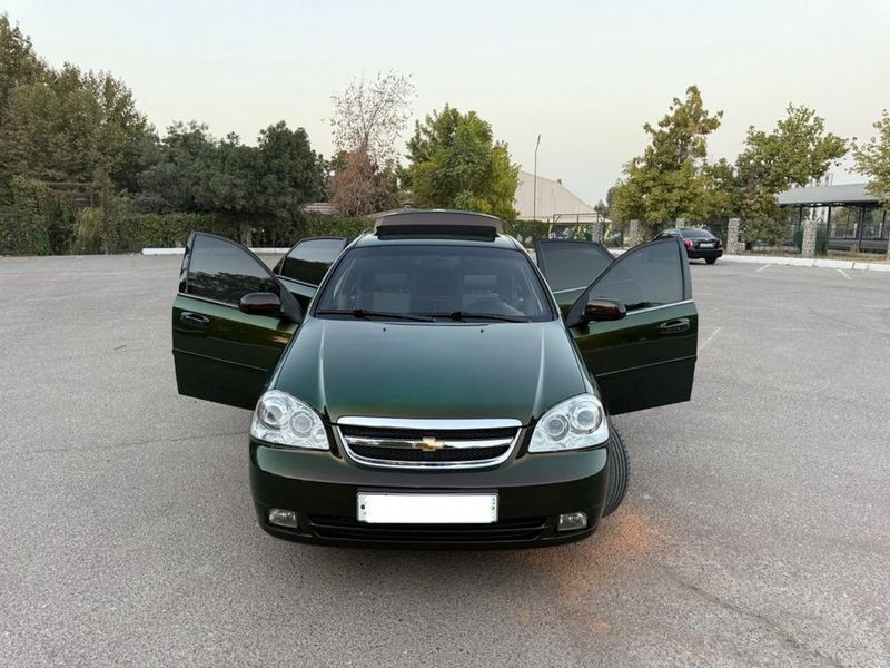 Lacetti 1.8 АТ продается Lacetti 1.8 АТ продается