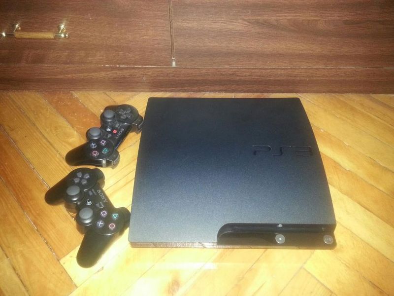 Click. Как Новый, Янгидек Sony Ps 3 Slim 320гб, 28 топовых игр.