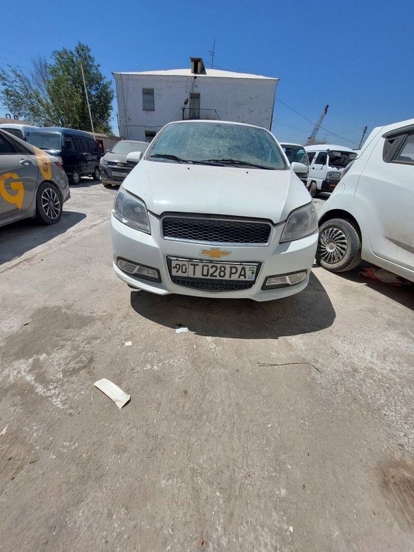 NEXIA 3. Narxi 100 mln kelishamiz