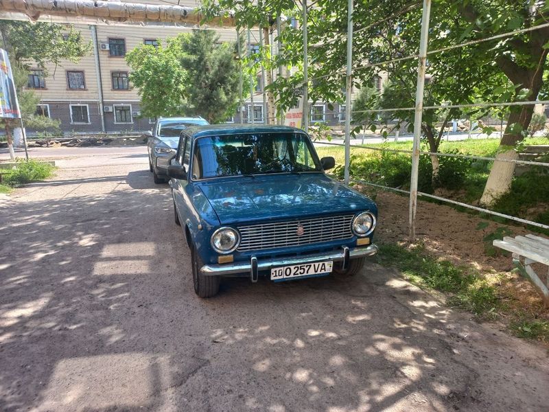 Жугли 01 срочна сотилади Жугли 01 срочна сотилади
