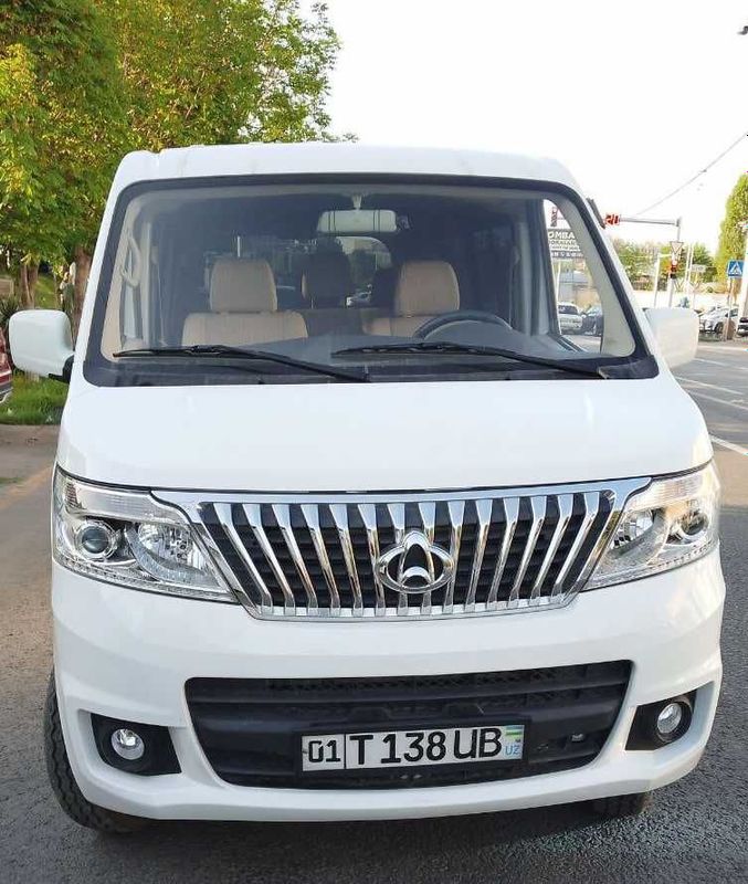 Продаётся микроавтобус Changan 11 мест. Состояние отличное. Продаётся микроавтобус Changan 11 мест. Состояние отличное.