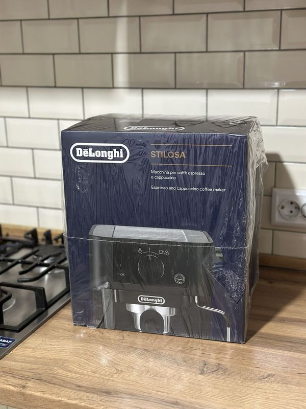 Кофеварка рожковая DeLonghi EC235.BK Кофеварка рожковая DeLonghi EC235.BK