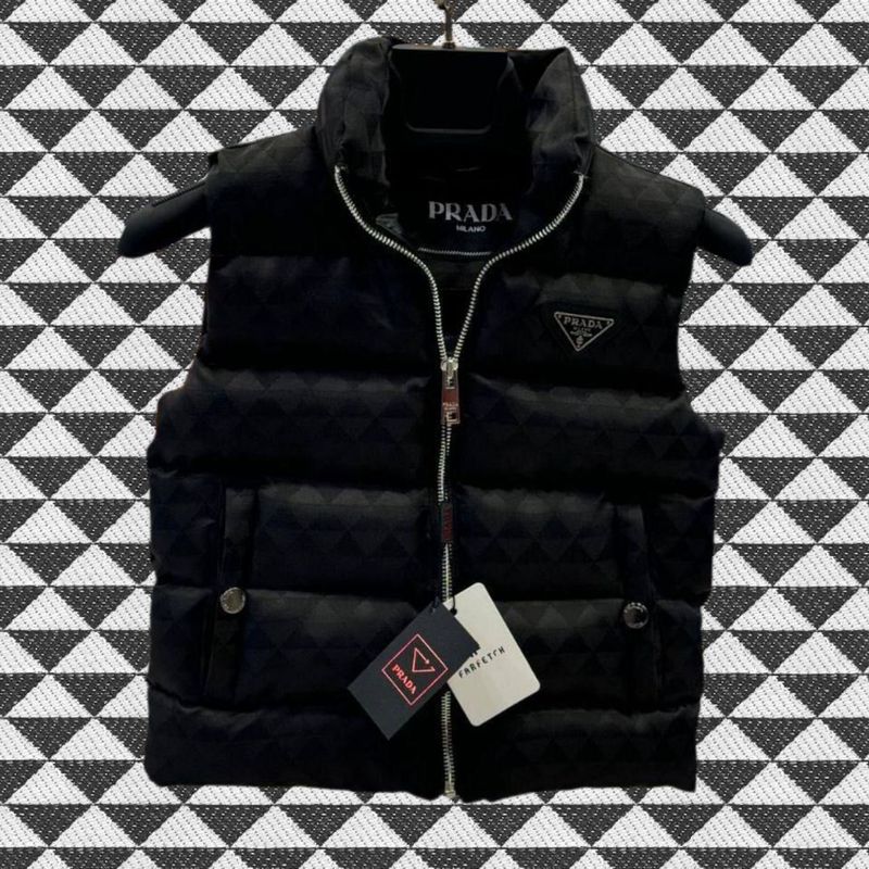 Детская жилетка Prada. Турция Lux