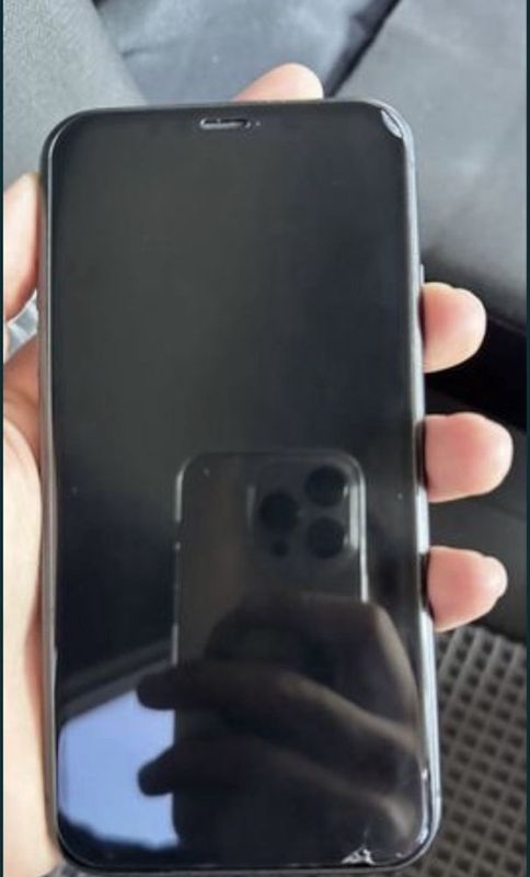 128tali 77%11iphone aybi orqa krishkasi almashgan 128tali 77%11iphone aybi orqa krishkasi almashgan