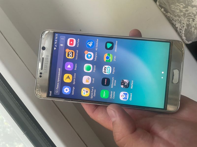 Samsung note 5 4/32gb Samsung note 5 4/32gb
