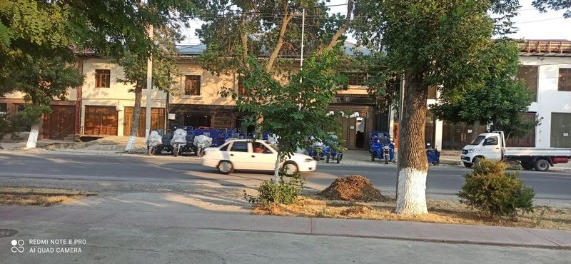 Uy sotiladi O'zbekiston ko'chasi 27 -uy Uy sotiladi O'zbekiston ko'chasi 27 -uy